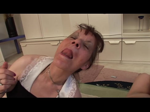 ❤️ Duas avós e um avô têm um ménage à trois Porno vídeo em pt.sexogolic-info.ru